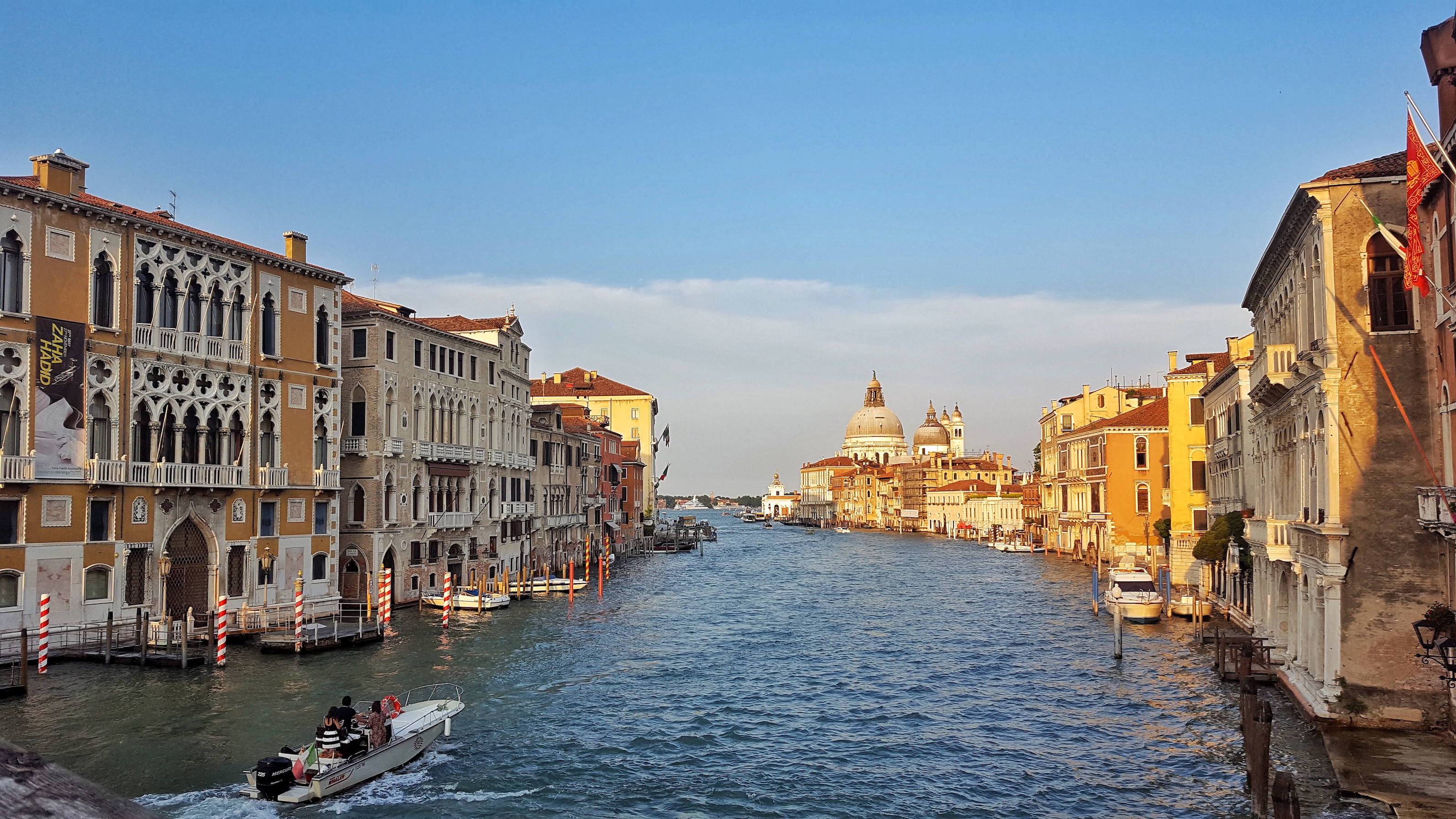 Lost In Venice 水の都 ベネチア カーニバル 魅惑の街の迷い方 Wine Travel